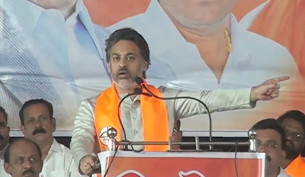 “दहा वर्षांत निधीच नाही… पण यावेळी भगवा फडकणार!” - शिवसेनेच्या प्रचार सभेत आमदार निलेश राणे यांचा ज्वालामुखी फोडणारं भाषण