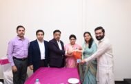 भाजपच्या नगराध्यक्ष पदाच्या उमेदवार श्रद्धाराजे भोसले यांना खासदार नारायण राणे यांचा आशीर्वाद